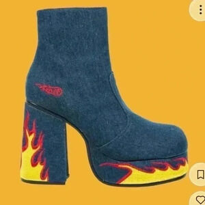 UNIF Rare Flame Denim Chunky Platform Block/Ankle Boots Size 9